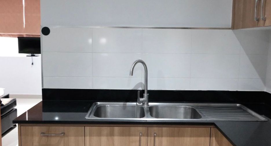 For rent 2 bedrooms condo in Mueang Chiang Mai, Chiang Mai
