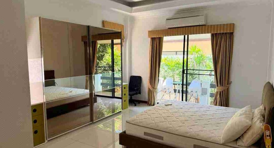 For rent 3 bedrooms villa in Bang Lamung, Chonburi