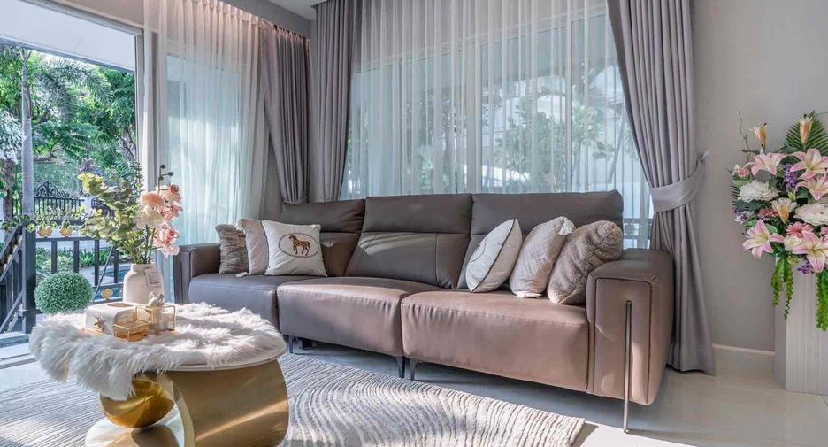 For rent 5 bedrooms villa in Bang Lamung, Chonburi