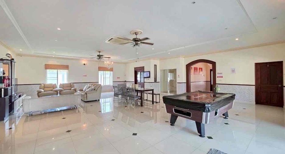 Villa zur Miete mit 4 Zimmer in Bang Lamung, Chonburi