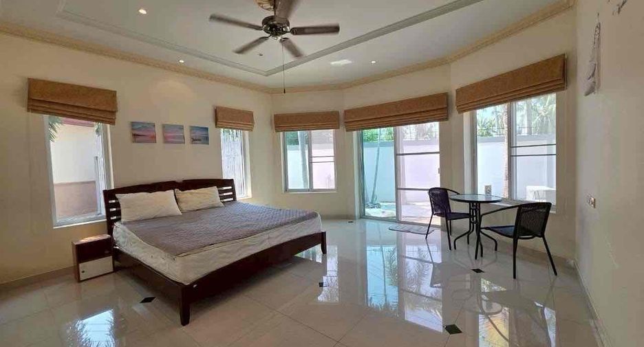 Villa zur Miete mit 4 Zimmer in Bang Lamung, Chonburi