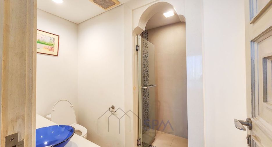 For sale 4 bedrooms condo in Hua Hin, Prachuap Khiri Khan