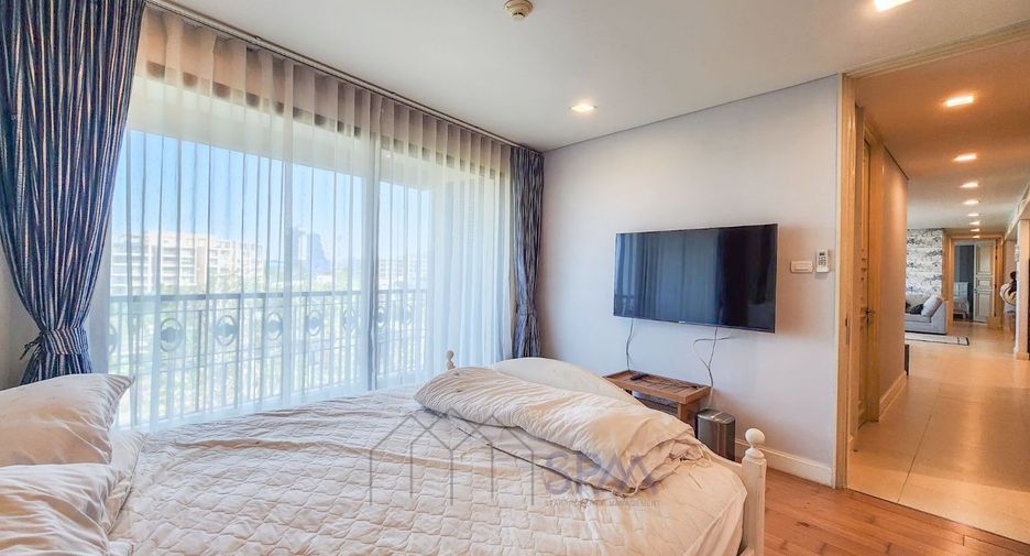 For sale 4 bedrooms condo in Hua Hin, Prachuap Khiri Khan