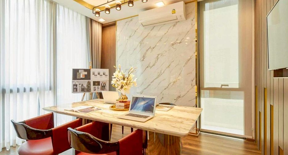 For sale office in Bang Kapi, Bangkok
