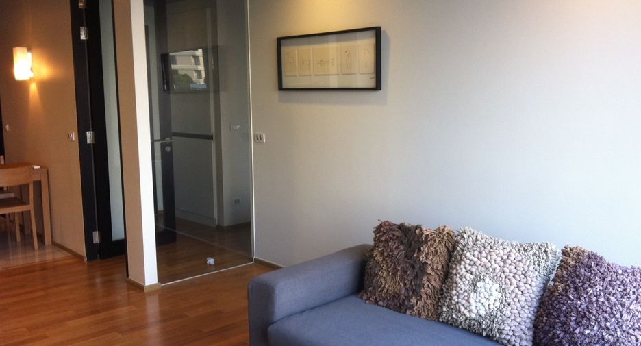For rent 1 bed condo in Pathum Wan, Bangkok