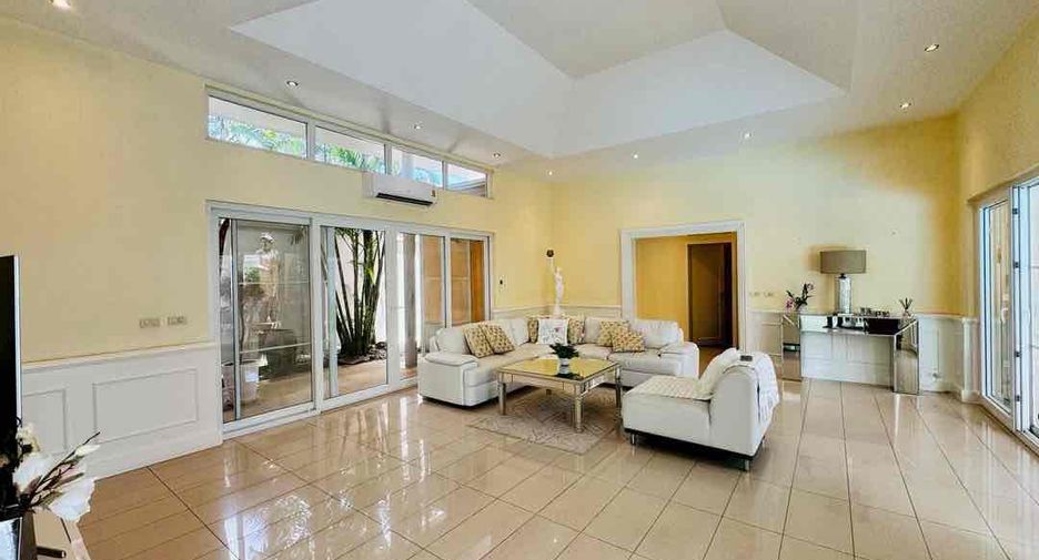 Villa zur Miete und zum Kauf mit 2 Zimmer in Bang Lamung, Chonburi
