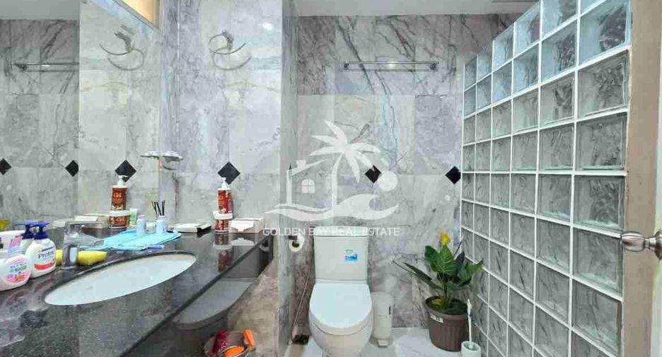 For sale 3 bedrooms condo in Bang Lamung, Chonburi