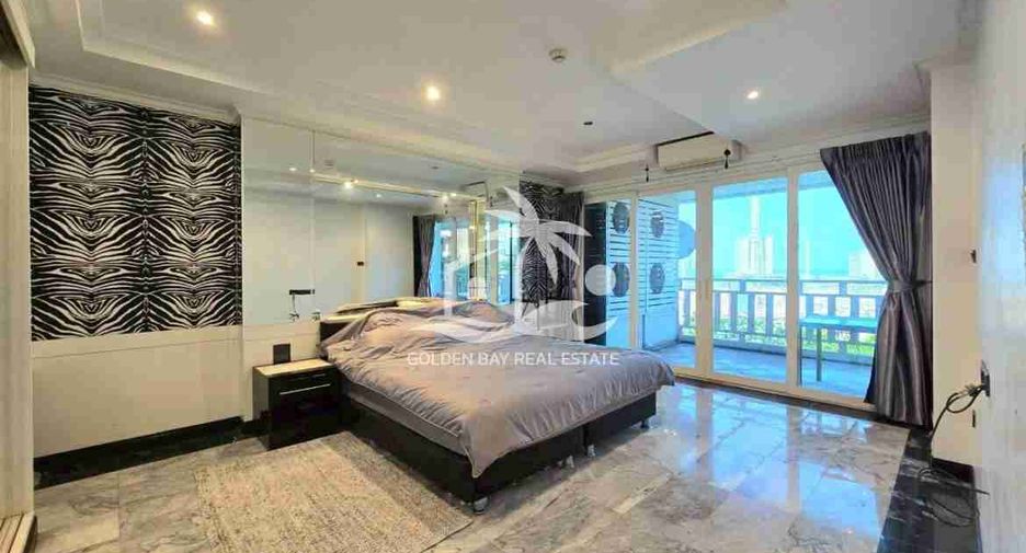 For sale 3 bedrooms condo in Bang Lamung, Chonburi
