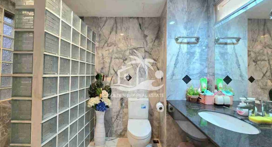 For sale 3 bedrooms condo in Bang Lamung, Chonburi