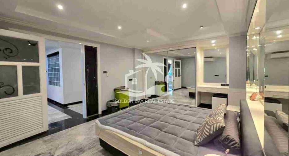 For sale 3 bedrooms condo in Bang Lamung, Chonburi