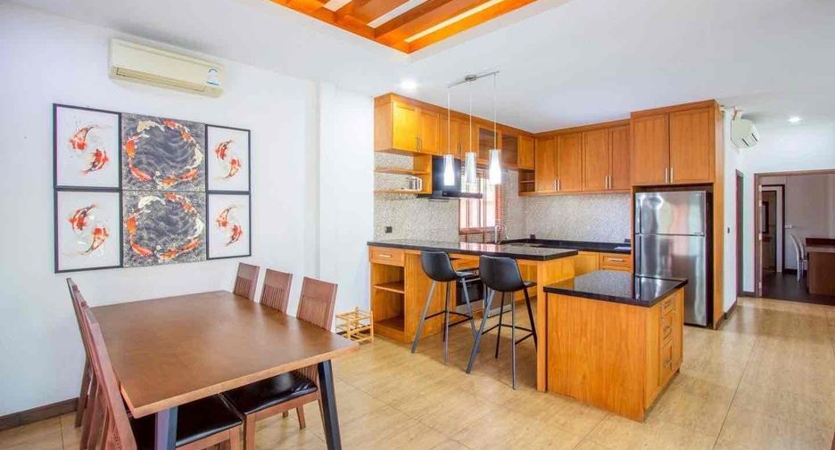 For rent 5 bedrooms villa in Bang Lamung, Chonburi