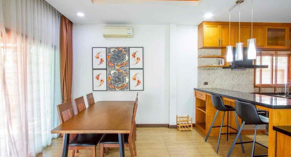 For rent 5 bedrooms villa in Bang Lamung, Chonburi