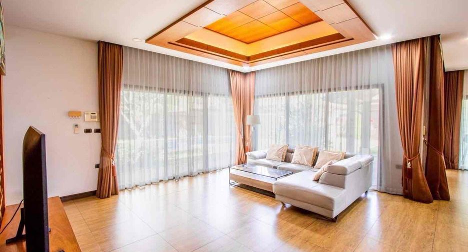 For rent 5 bedrooms villa in Bang Lamung, Chonburi