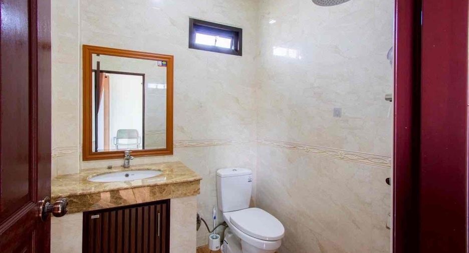 For rent 5 bedrooms villa in Bang Lamung, Chonburi