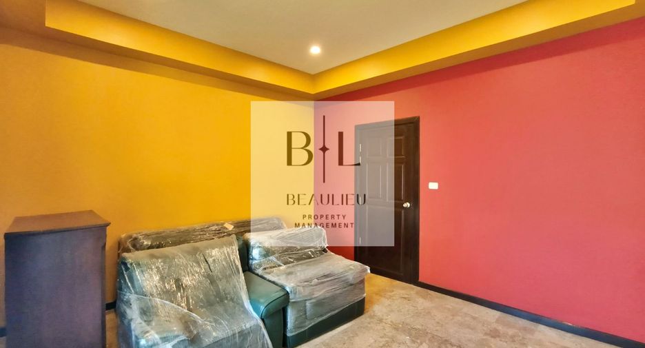 Haus zur Miete und zum Kauf mit 3 Zimmer in Bang Lamung, Chonburi