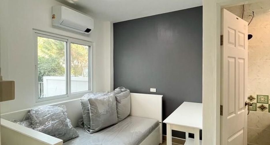 For rent 4 bedrooms house in Bang Bo, Samut Prakan