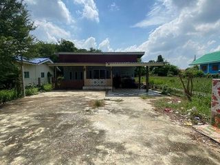 Haus zum Kauf mit 2 Zimmer in Bang Len, Nakhon Pathom