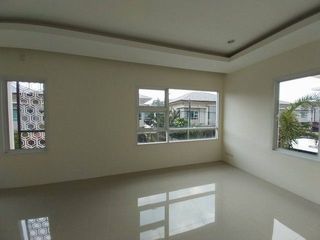 À vendre 3 chambres maison de ville à Bang Len, Nakhon Pathom