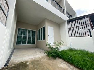 À vendre 3 chambres maison de ville à Bang Len, Nakhon Pathom