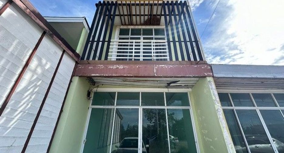 For sale 3 bedrooms retail Space in Kui Buri, Prachuap Khiri Khan
