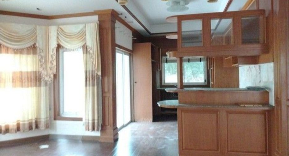For sale 4 bedrooms house in Kui Buri, Prachuap Khiri Khan