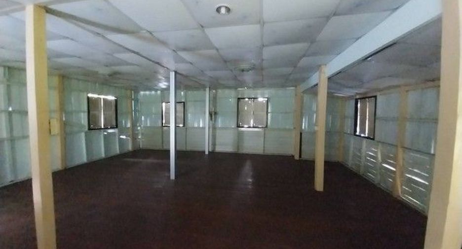Haus zum Kauf mit 1 Zimmer in Kaeng Krachan, Phetchaburi
