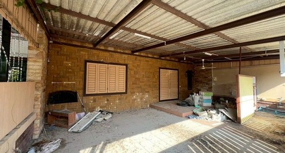 For sale 2 bedrooms townhouse in Kui Buri, Prachuap Khiri Khan
