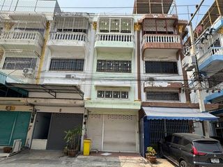 For sale 3 bedrooms retail Space in Mueang Samut Sakhon, Samut Sakhon