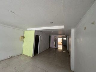 For sale 3 bedrooms retail Space in Mueang Samut Sakhon, Samut Sakhon