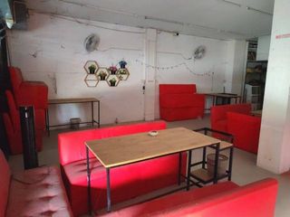 For sale 3 bedrooms retail Space in Mueang Samut Sakhon, Samut Sakhon