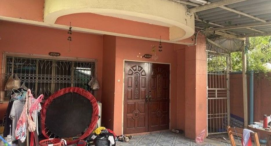 出售 4 卧室 商业空间 在 Mueang Samut Sakhon, Samut Sakhon