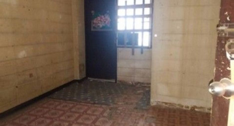For sale 1 bed retail Space in Thanyaburi, Pathum Thani
