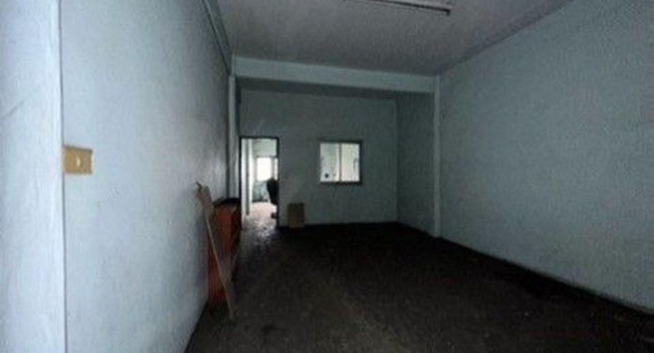 For sale 1 bed retail Space in Thanyaburi, Pathum Thani