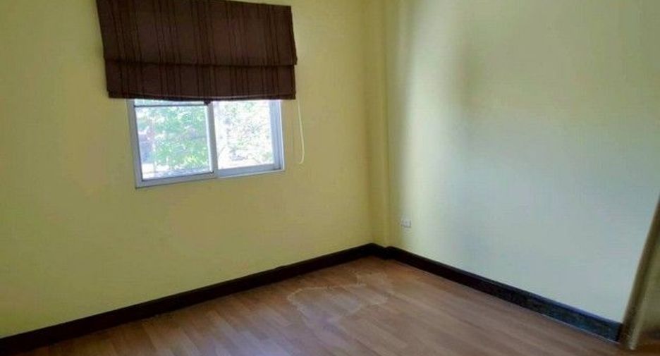 À vendre 3 chambres local commercial à Mueang Samut Sakhon, Samut Sakhon