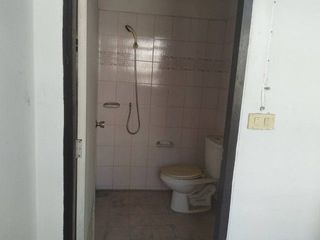 For sale 3 bedrooms retail Space in Mueang Samut Sakhon, Samut Sakhon