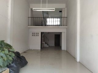 For sale 3 bedrooms retail Space in Mueang Samut Sakhon, Samut Sakhon