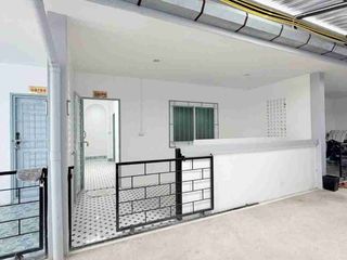 Haus zum Kauf mit 1 Zimmer in Mueang Phuket, Phuket
