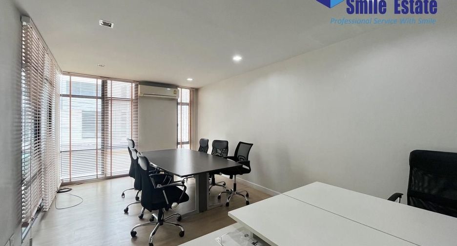 ให้เช่า 4 ห้องนอน ออฟฟิศ ใน บางพลี, สมุทรปราการ