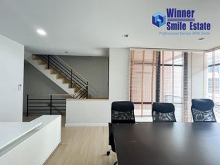 出租 4 卧室 办公室 在 Bang Phli, Samut Prakan