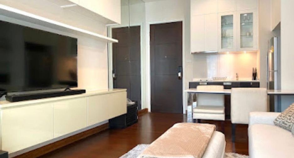 À louer et à vendre 1 chambre condo à Watthana, Bangkok