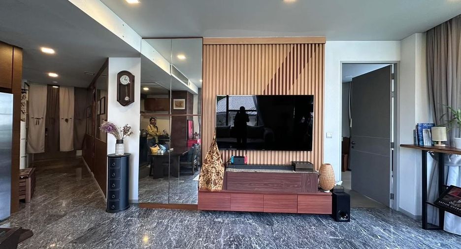 Condo en alquiler de 2 habitaciones en Watthana, Bangkok