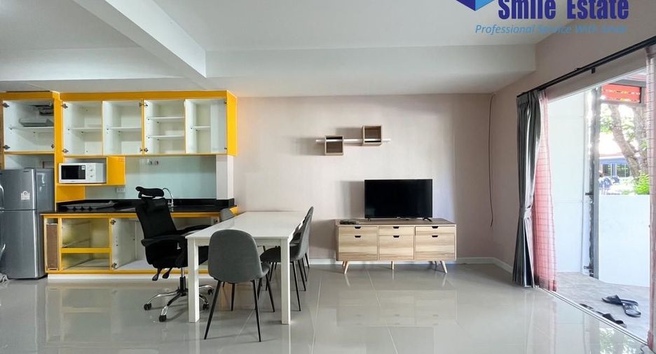 For rent 2 bedrooms townhouse in Bang Phli, Samut Prakan