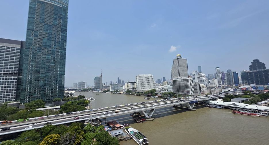 For sale 3 bedrooms condo in Khlong San, Bangkok