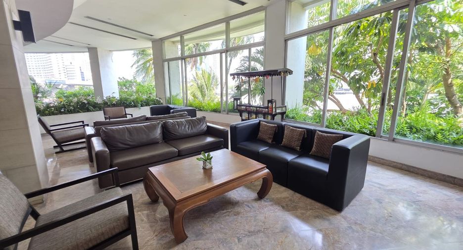 For sale 3 bedrooms condo in Khlong San, Bangkok