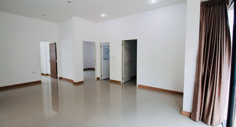 出售 3 卧室 独立屋 在 Mueang Rayong, Rayong
