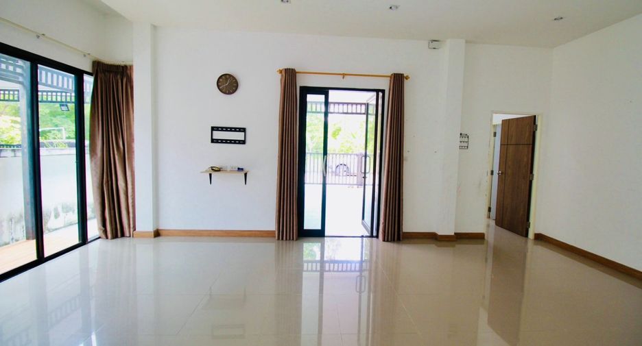 出售 3 卧室 独立屋 在 Mueang Rayong, Rayong