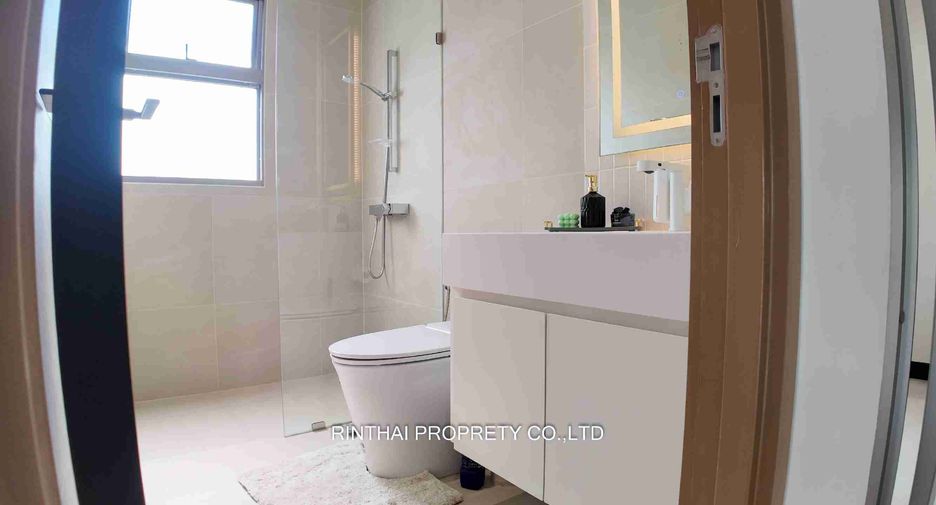 For sale 5 bedrooms villa in Bang Lamung, Chonburi