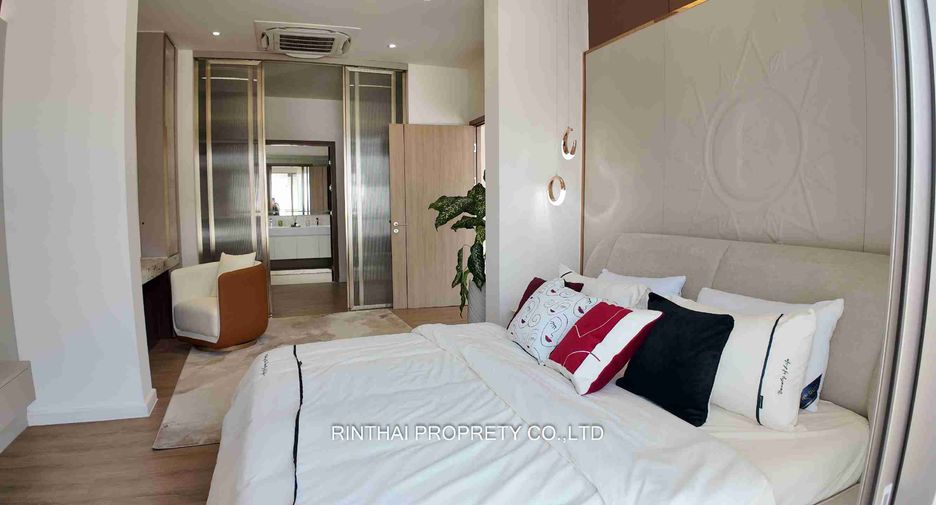 For sale 5 bedrooms villa in Bang Lamung, Chonburi