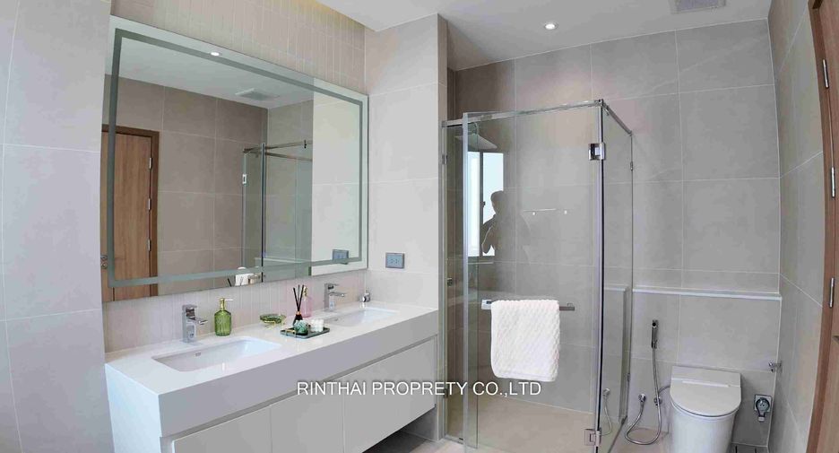 For sale 5 bedrooms villa in Bang Lamung, Chonburi