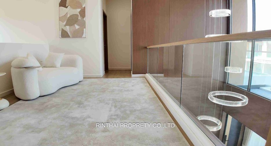 For sale 5 bedrooms villa in Bang Lamung, Chonburi